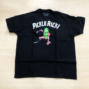 Rick & Morty Men’s Pickle Rick T-shirt